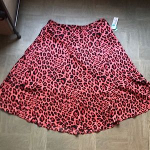 Worthington pink leopard skirt 14 NWT